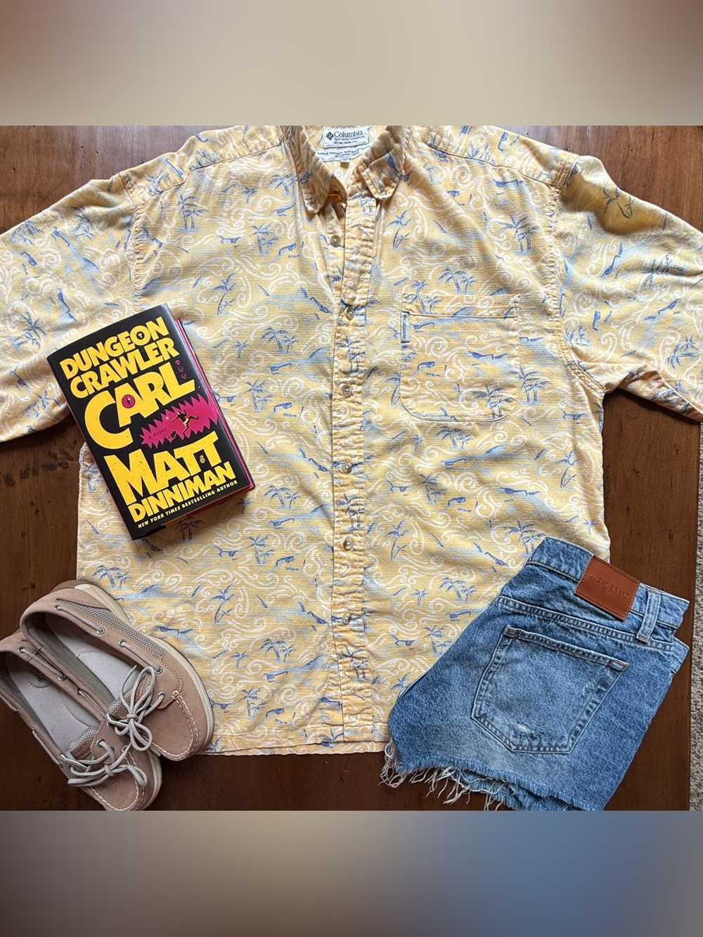 Columbia Men’s Yellow Short Sleeve Button Up Cool Sharks Lightweight 100% Cotton